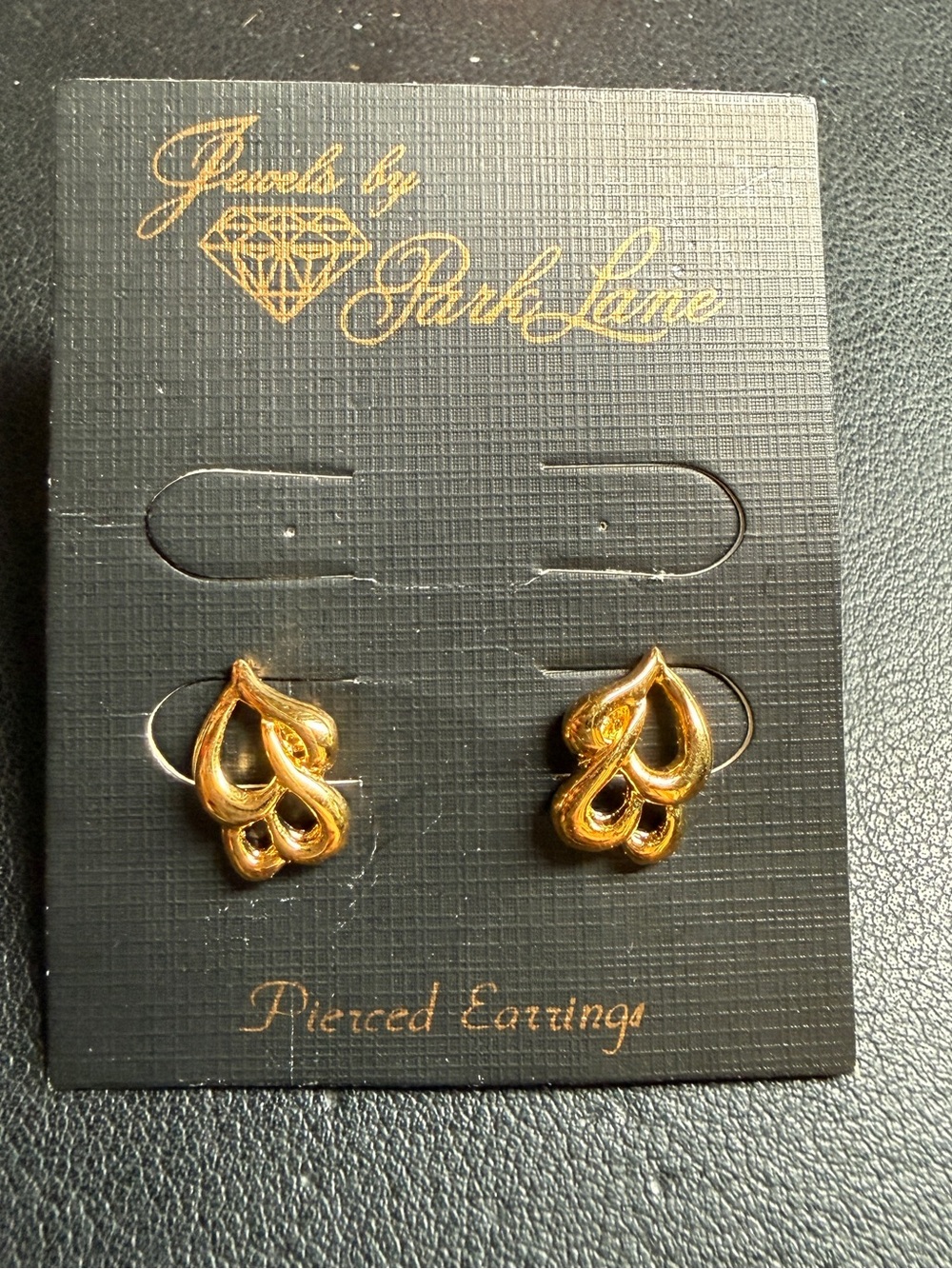 NEW ON CARD Vintage PARK LANE Signed Gold Tone Post Pierced Earrings